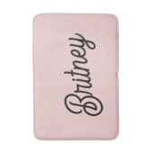 Modern Blush Dusty Pink Monogram und Name Badematte (Vorderseite Vertikal)