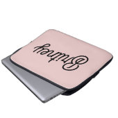 Modern Blush Dusty Pink Monogram und Name Laptopschutzhülle (Vorne Knopf)