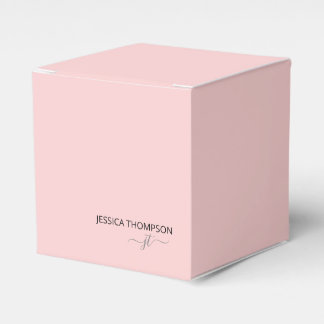 Modern Blush Pink Girl Simple Script Monogram Geschenkschachtel