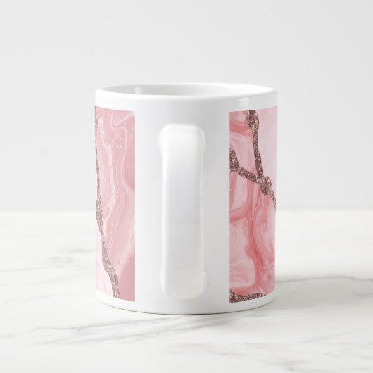 Modern Blush Pink Gold Agate Geode Monogram Jumbo-Tasse (Rückseite)