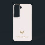 Modern Blush Pink Gold Script Monogram Samsung Galaxy Hülle<br><div class="desc">Modernes,  elegantes Monogramm-Design mit handgeschriebener,  minimalistischer Schriftzeichen-Typografie und serifenloser Blocktypografie auf elegantem pastellfarbenem,  blass rosa Hintergrund. Das Monogramm und der Name können leicht personalisiert werden.</div>