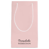 Modern Blush Pink Monogram Design Kleine Geschenktüte (Vorderseite)