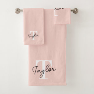 Modern Blush Pink Monogram Name Feminine Script Badhandtuch Set