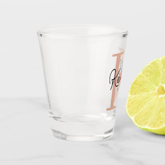 Modern Blush Pink Monogram Script Schnapsglas (Links)