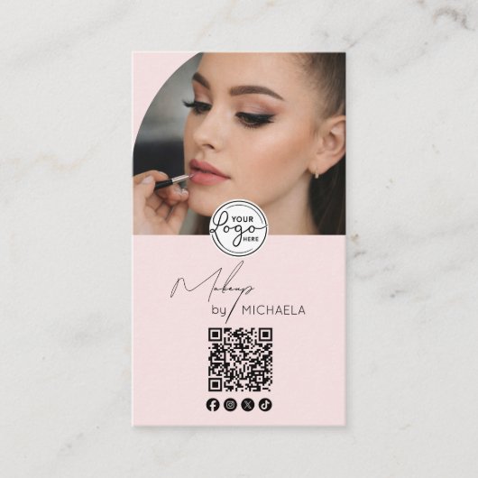 Modern Blush Pink Script Logo QR Code Photo Makeup Visitenkarte (Vorderseite)