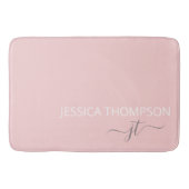 Modern Blush Pink Simple Girly Monogram Name Badematte (Vorderseite)