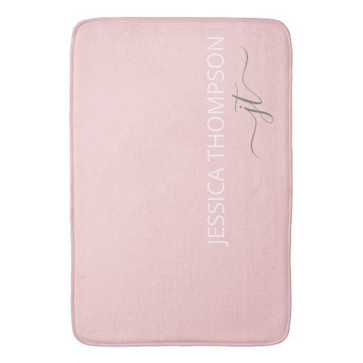 Modern Blush Pink Simple Girly Monogram Name Badematte (Vorderseite Vertikal)