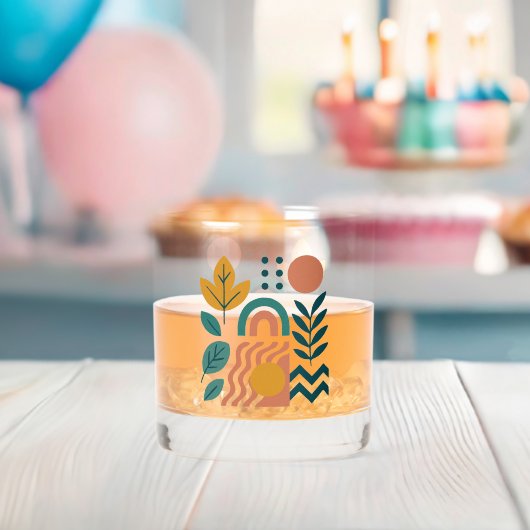 Modern Boho Abstrakte Natur Whiskyglas (Insitu (Baby Party))