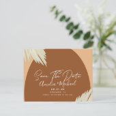 Modern Boho Arch Bio Shape Pampa Save the Date Postkarte (Stehend Vorderseite)