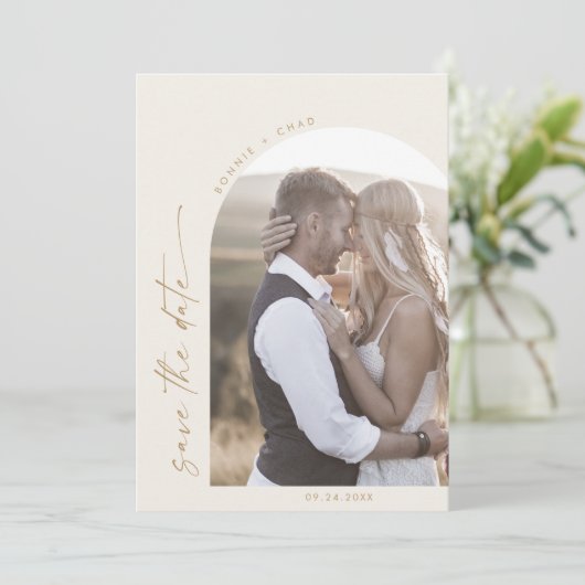 Modern Boho Arch | Creme QR Code Foto Save The Date (Stehend Vorderseite)