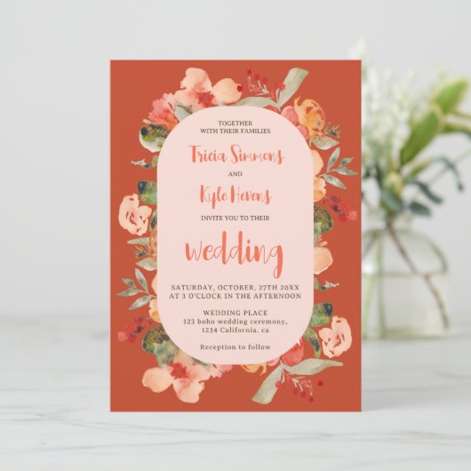 Modern Boho fall terracotta script floral wedding Einladung (Stehend Vorderseite)