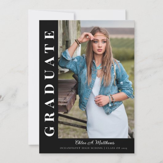 Modern Bold Elegante Drei Foto Abschluss Einladung (Vorderseite)