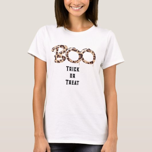 Modern Boo & Trick oder Treat Halloween T-Shirt (Vorderseite)
