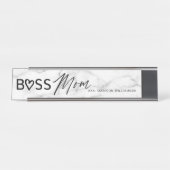 Modern Boss Mama Stilvoll Weiß grauer Marmor & Sch Schreibtischnamensplakette (Vorderseite )