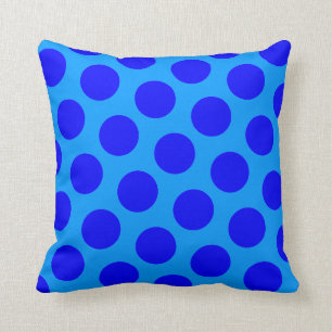 Modern Bright Blue Polka Dot Kissen