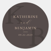 Modern Brown Monogram Minimalist Wedding Runder Aufkleber (Vorderseite)