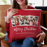 Modern Brush Script 3 Foto Weihnachten Rot Kissen<br><div class="desc">Modern Brush Script 3 Foto Frohe Weihnachten Rotes Kissen</div>