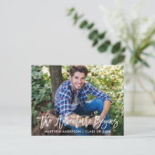 Modern Brush Script Adventure fängt Abschluss an Postkarte (Stehend Vorderseite)