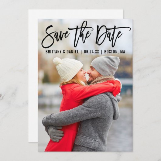 Modern Brush Script Couple Foto B Save the Date (Vorne/Hinten)