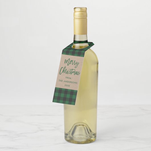 Modern Brush Script Frohe Weihnachten Tartan Kraft Flaschenanhänger (Angewinkelt)