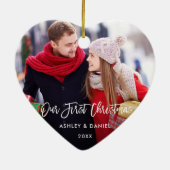 Modern Brush Script Unser erstes Weihnachtspaar H Keramik Ornament (Hinten)