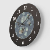Modern Bubbles with White Digits Circle Große Wanduhr (Winkel)