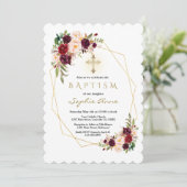 Modern Burgund Marsala Floral Gold Cross Taufe Einladung (Stehend Vorderseite)