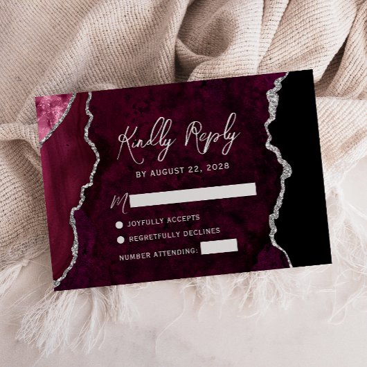 Modern Burgundy Agate Silver Script Wedding RSVP Karte