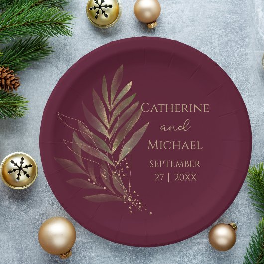Modern Burgundy Gold Leaf Wedding Monogram Pappteller
