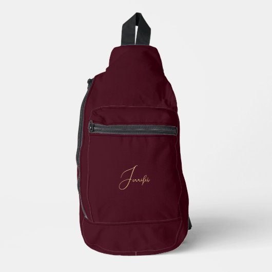 Modern Burgundy Gold Monogram Mens Womens Travel Crossbody Bag (Vorderseite)
