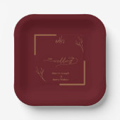 Modern Burgundy Golden Leaflet Border Monogram Pappteller (Vorderseite)