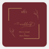 Modern Burgundy Golden Leaflet Border Monogram Quadratischer Aufkleber (Vorderseite)