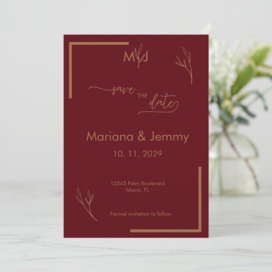 Modern Burgundy Golden Leaflet Monogram Scripted  Save The Date (Stehend Vorderseite)