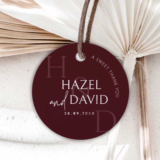 Modern Burgundy Monogram Minimalist Wedding Geschenkanhänger