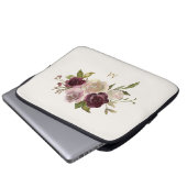 Modern Burgundy Pink Floral Watercolor Monogram Laptopschutzhülle (Vorne Knopf)