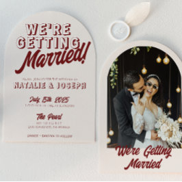 Modern Burgundy Retro Bold Arched Unique Wedding Einladung