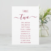 Modern Burgundy Script White Seating Chart Card (Stehend Vorderseite)