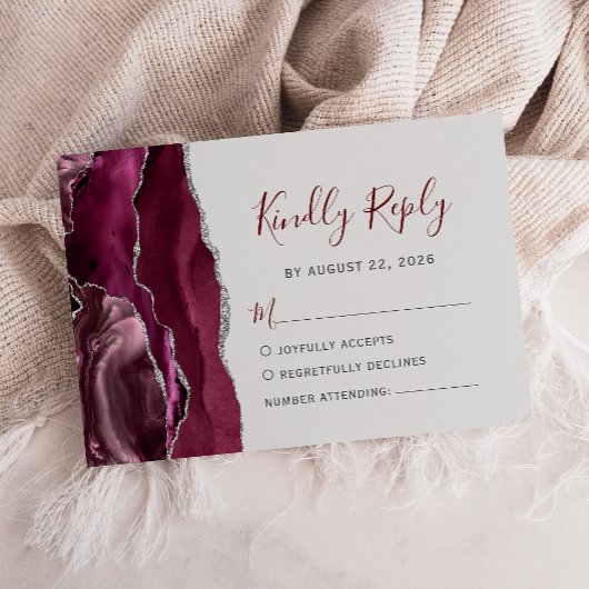 Modern Burgundy Silver Agate Pale Gray Wedding RSVP Karte