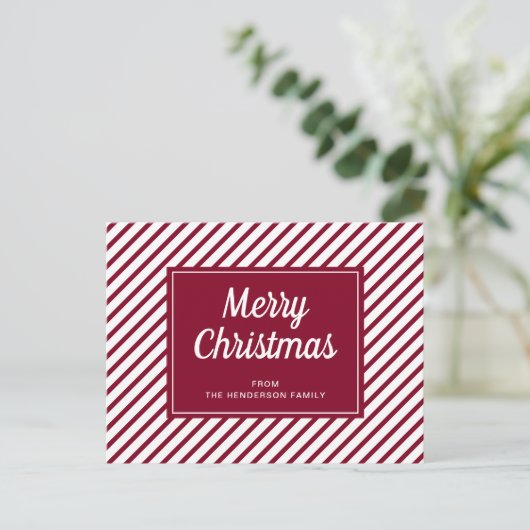 Modern Burgundy Stripes Frohe Weihnachten Postkarte (Stehend Vorderseite)