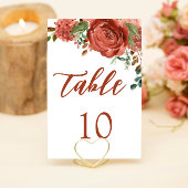 Modern Burnt Orange Terracotta auf dem Monte Tamar Tischnummer