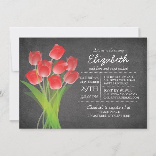 Modern Chalkboard Red Tulip Brautparty Einladung (Vorderseite)