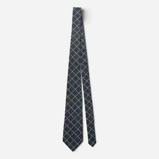 Modern Charcoal Diamond Grid Tie Krawatte (Vorderseite)