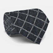 Modern Charcoal Diamond Grid Tie Krawatte (Gerollt)