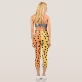 Modern Cheetah Print Capri Leggings (Rückseite)
