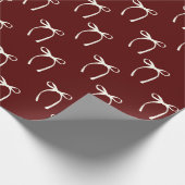 Modern Cherry Red Bow Valentinstag Geschenkpapier (Ecke)