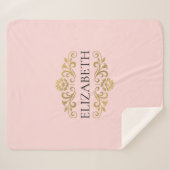 Modern Chic Blush Pink Gold Monogram Sherpadecke (Vorderseite (Horizontal))