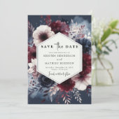 Modern Chic Burgundy Wedding Save The Date (Stehend Vorderseite)
