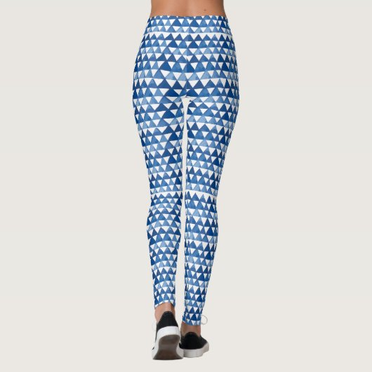 Modern Chic Geometric Blue Triangle Pattern Leggings (Rückseite)