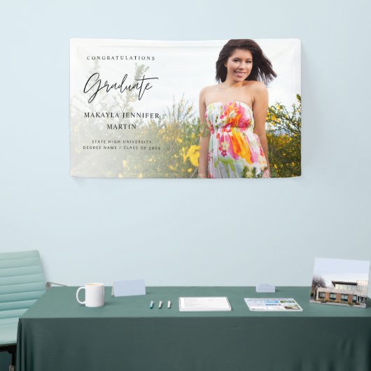 Modern Chic H Foto 2 Graduate Banner - White (Messeveranstaltung)