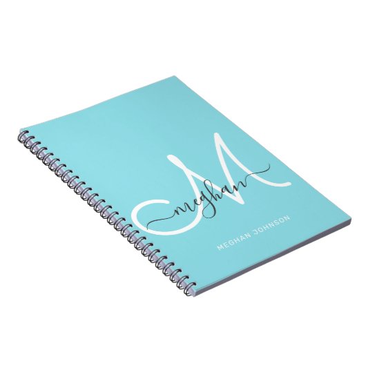 Modern Chic Light Blue White Script Mit Monogramm Notizblock (Rechte Seite)